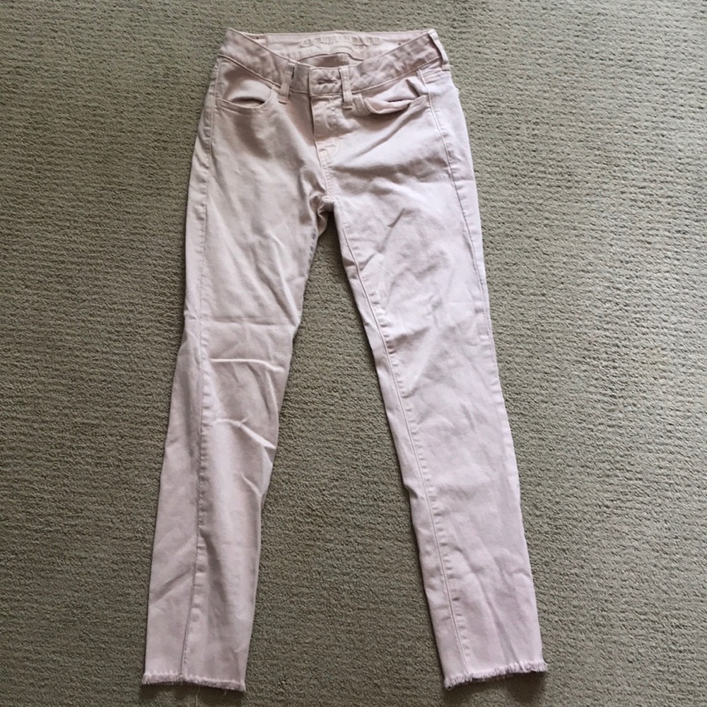 American Eagle Light Pink Freyed End Jeans